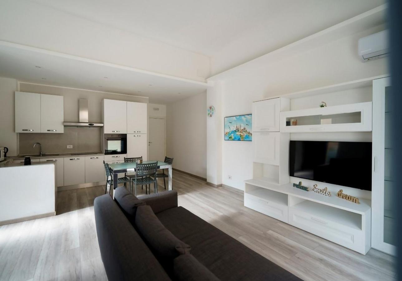 Guest Friends Apartment Trapani Bagian luar foto